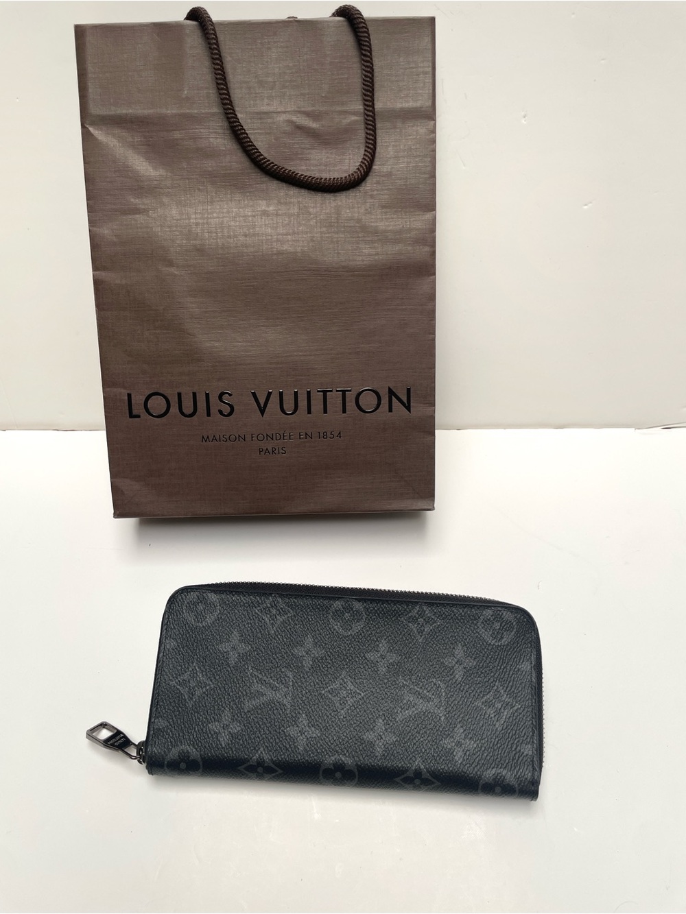 Louis Vuitton Zippy Organizer Black Monogram